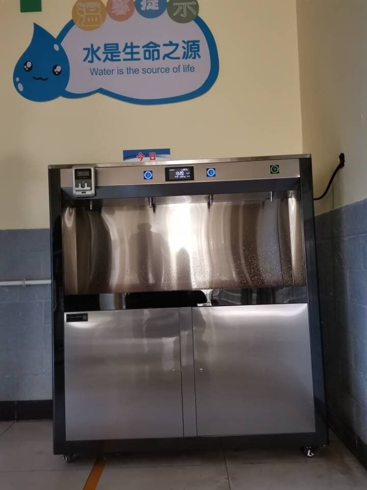 國(guó)林校園直飲水機(jī)的五大優(yōu)勢(shì)
